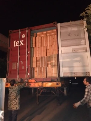 Οι παραδόσεις συνεχίστηκαν μέχρι αργά τη νύχτα